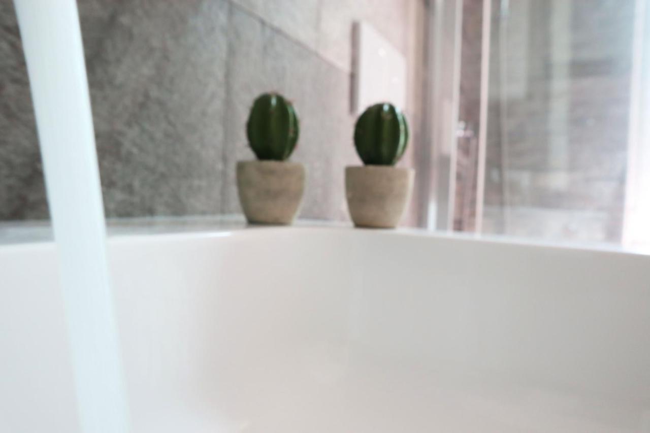 Isola District Bright House Apartment Milan